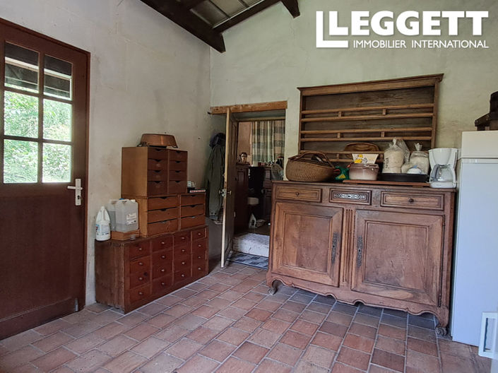 Image No.9-4 Bed House for sale