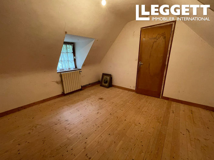 Image No.10-4 Bed House for sale