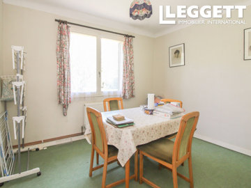 ahr0chm6ly9jzg4uagvzdglhlmltbw8vaw1hz2uvvevom