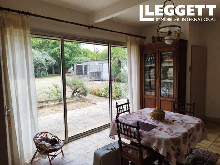 Image No.9-5 Bed House for sale