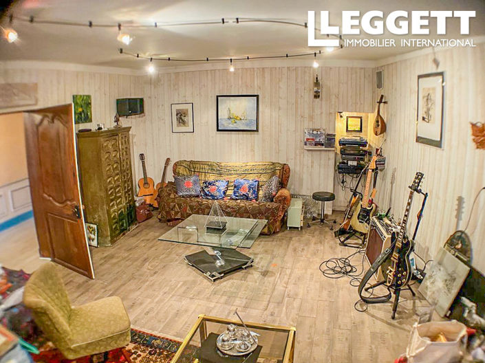 Image No.5-5 Bed House for sale