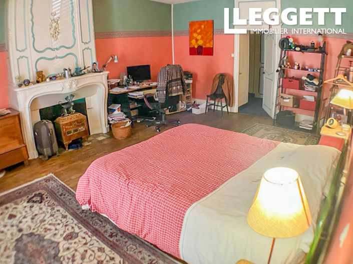 Image No.9-5 Bed House for sale