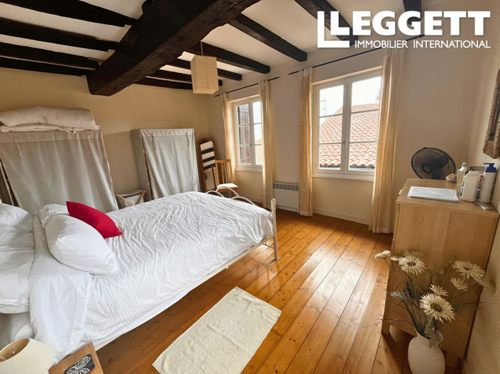 Image No.5-3 Bed House for sale