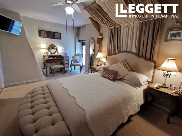 Image No.4-4 Bed House for sale