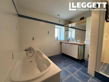 ahr0chm6ly9jzg4uagvzdglhlmltbw8vaw1hz2uvvevom