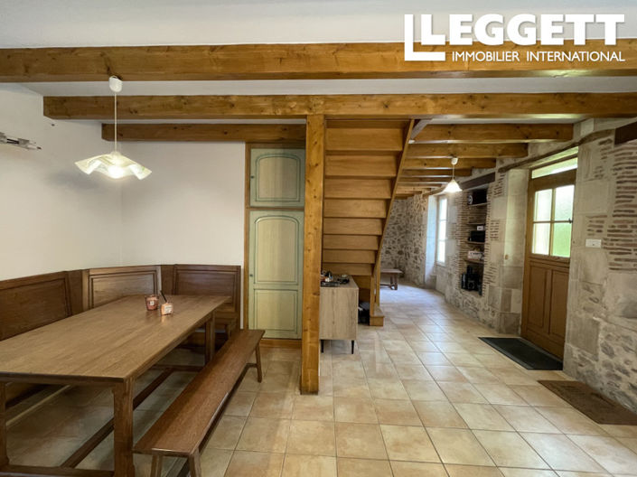 Image No.6-2 Bed House for sale