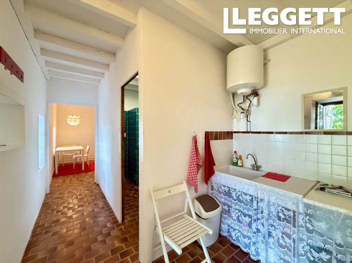 Image No.9-3 Bed House for sale