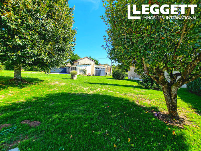 Image No.10-3 Bed House for sale