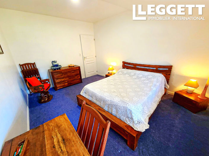 Image No.7-3 Bed House for sale