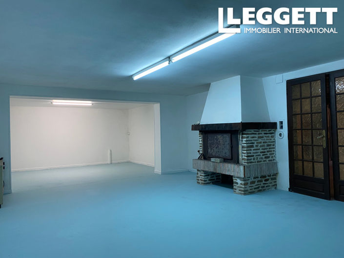 Image No.10-5 Bed House for sale