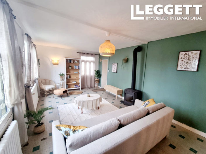 Image No.4-2 Bed House for sale