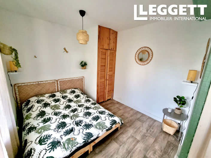 Image No.7-2 Bed House for sale