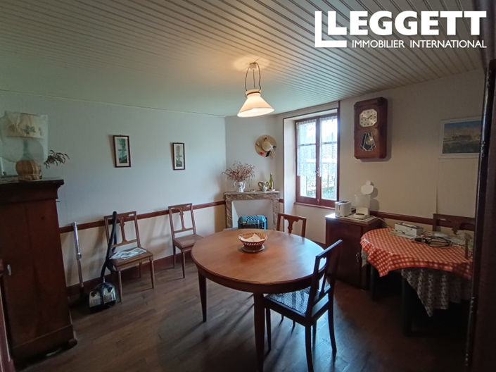 Image No.6-2 Bed House for sale