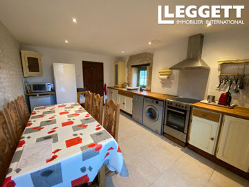 ahr0chm6ly9jzg4uagvzdglhlmltbw8vaw1hz2uvvevom