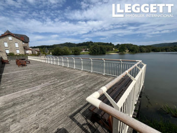 ahr0chm6ly9jzg4uagvzdglhlmltbw8vaw1hz2uvvevom