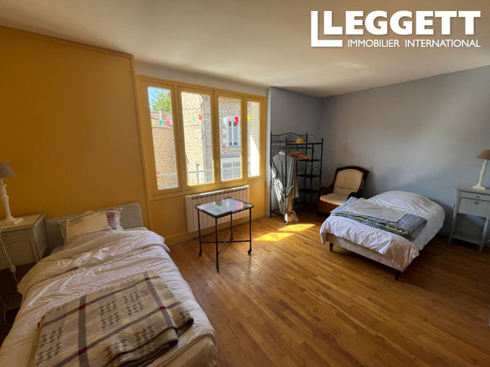 Image No.7-3 Bed House for sale