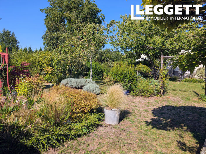 Image No.2-4 Bed House for sale