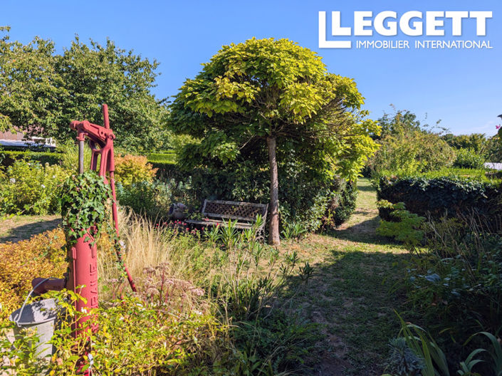 Image No.8-4 Bed House for sale