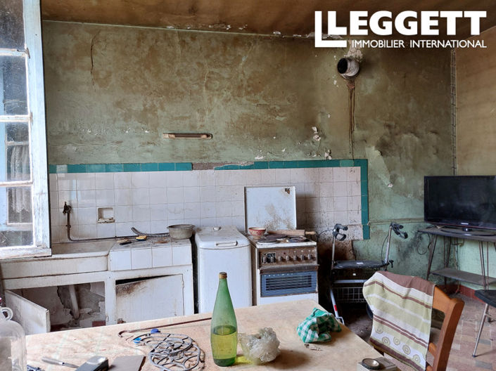 Image No.8-2 Bed House for sale