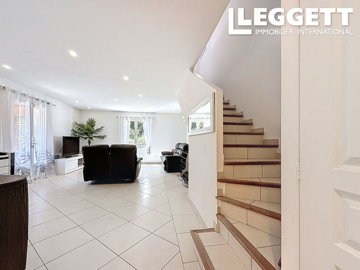 ahr0chm6ly9jzg4uagvzdglhlmltbw8vaw1hz2uvvevom