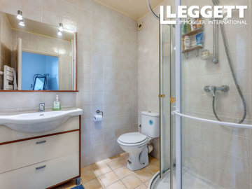 ahr0chm6ly9jzg4uagvzdglhlmltbw8vaw1hz2uvvevom