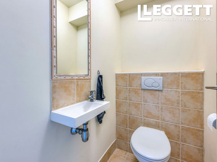 Image No.8-2 Bed Apartment for sale