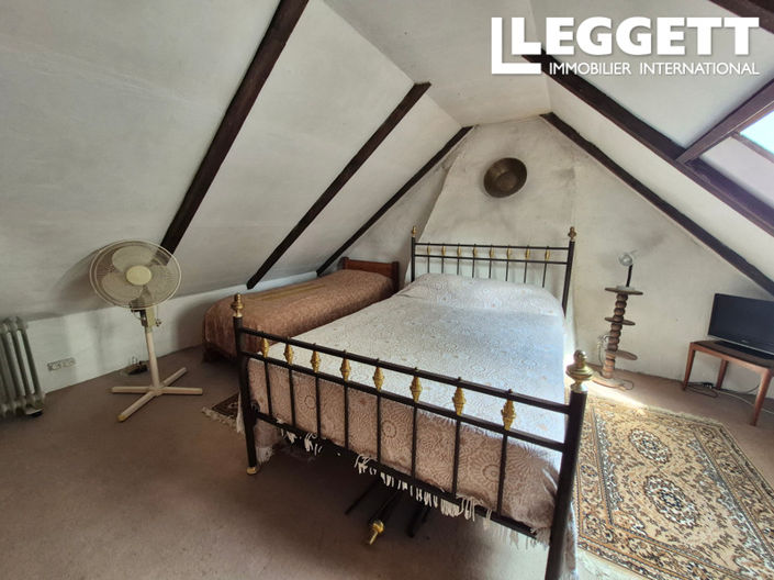 Image No.6-2 Bed House for sale