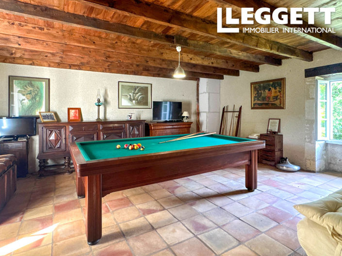 Image No.9-5 Bed House for sale