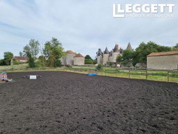 ahr0chm6ly9jzg4uagvzdglhlmltbw8vaw1hz2uvvevom