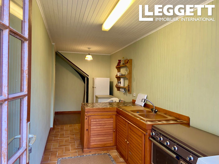 Image No.8-3 Bed House for sale