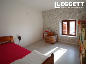 ahr0chm6ly9jzg4uagvzdglhlmltbw8vaw1hz2uvvevom