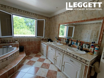 ahr0chm6ly9jzg4uagvzdglhlmltbw8vaw1hz2uvvevom