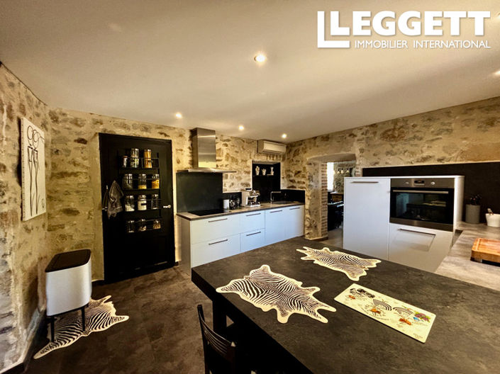 Image No.3-4 Bed House for sale