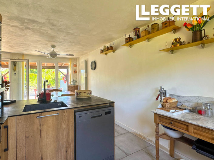 Image No.6-3 Bed House for sale