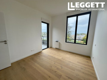 ahr0chm6ly9jzg4uagvzdglhlmltbw8vaw1hz2uvvevom