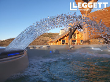 ahr0chm6ly9jzg4uagvzdglhlmltbw8vaw1hz2uvvevom