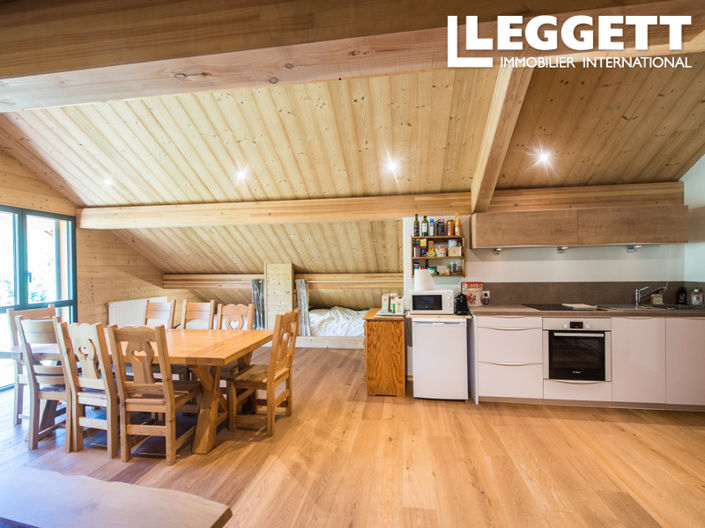 Image No.5-7 Bed House for sale