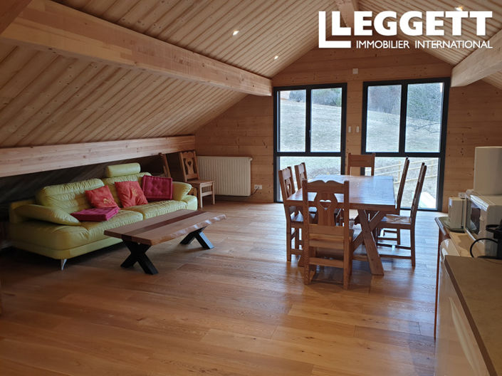 Image No.7-7 Bed House for sale