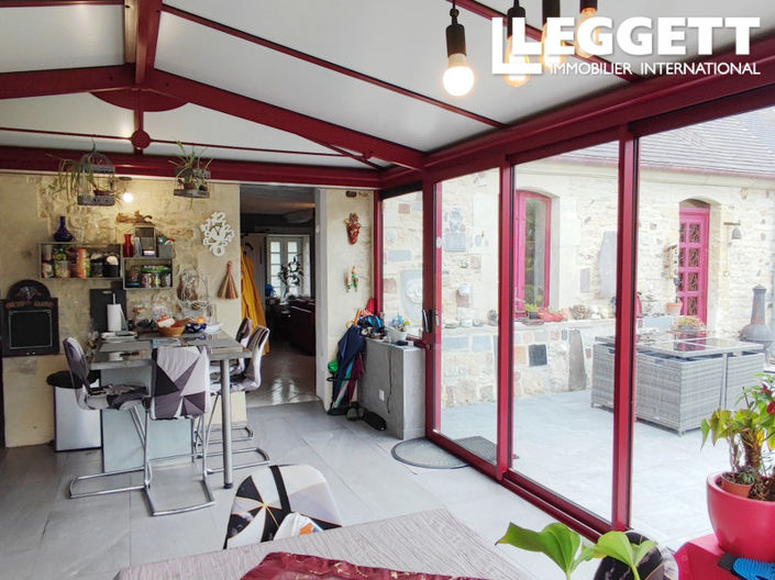 Image No.8-2 Bed House for sale