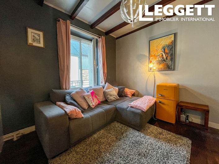 Image No.5-4 Bed Commercial for sale