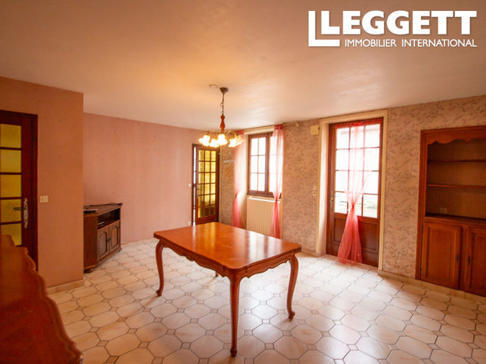 Image No.3-3 Bed House for sale