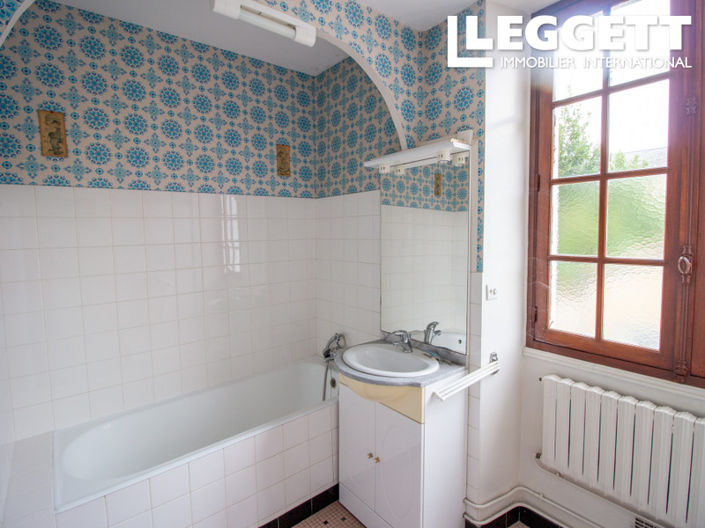 Image No.6-3 Bed House for sale