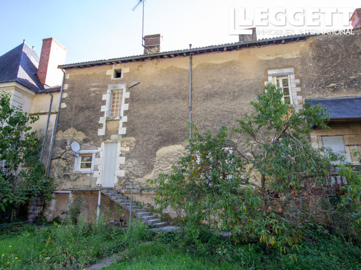 Image No.8-3 Bed House for sale