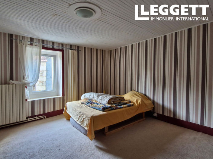 Image No.7-3 Bed House for sale