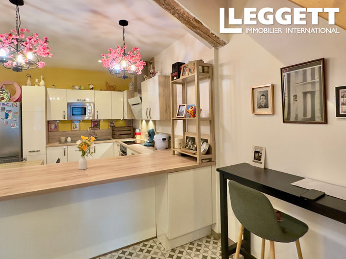 Image No.2-2 Bed House for sale