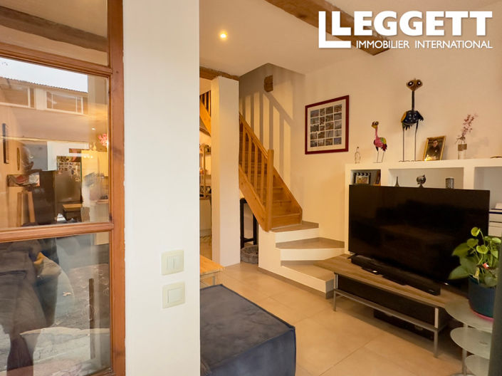 Image No.7-2 Bed House for sale