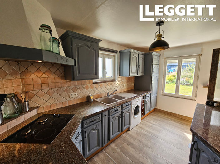 Image No.5-3 Bed House for sale