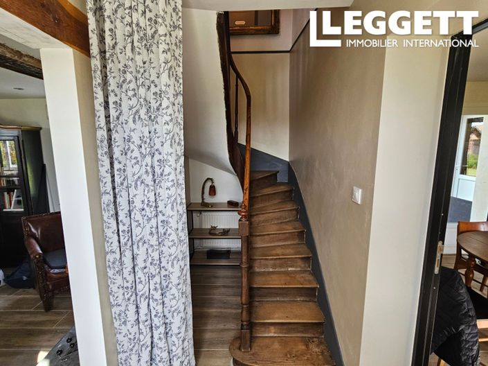 Image No.9-3 Bed House for sale