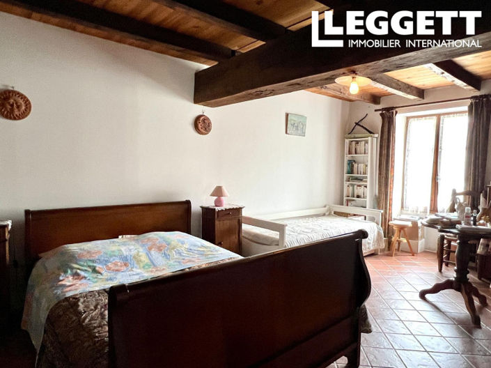 Image No.3-3 Bed House for sale