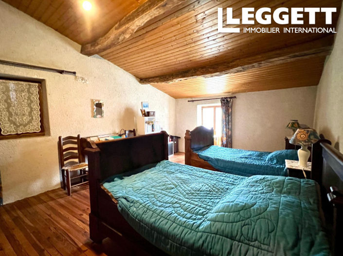 Image No.7-3 Bed House for sale